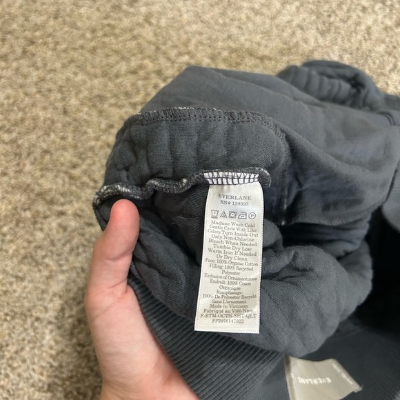 EVERLANE The Organic Cotton Quilted Short Gray Size Large Women's Casual Preppy - Picture 9 of 10